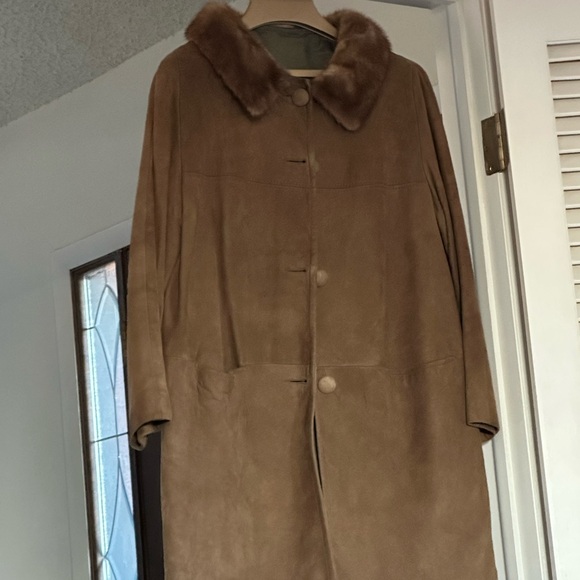 1960’s Vintage Women’s Knee Length Coat - Picture 6 of 15